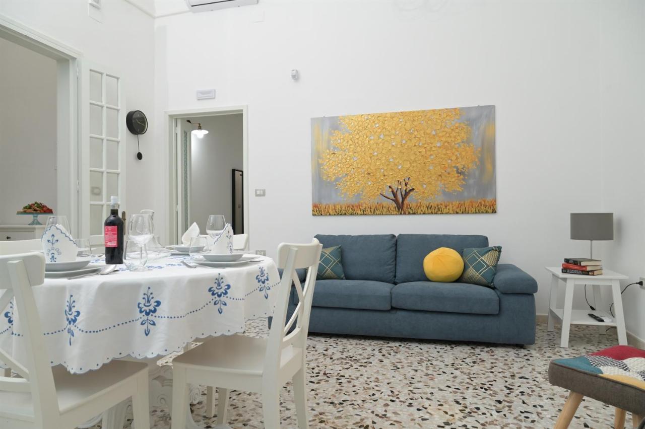 Al Civico 6 Villa Taviano  Exterior photo